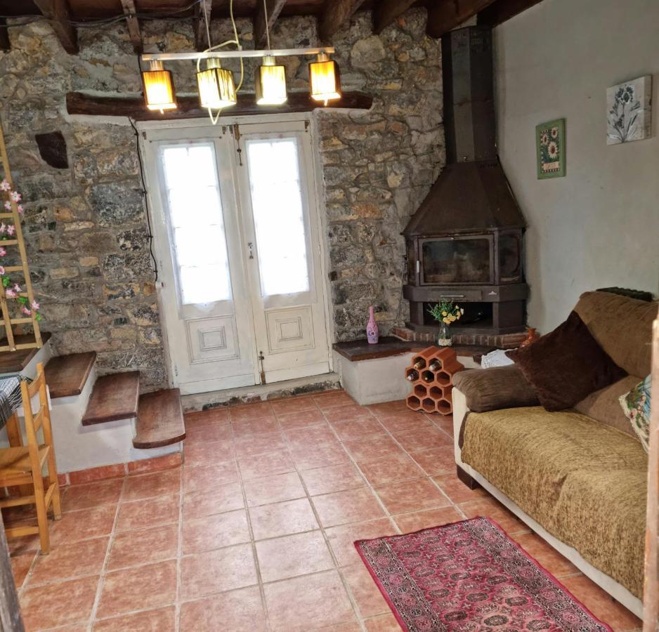 Corias Casona Junto Al Narceaヴィラ エクステリア 写真